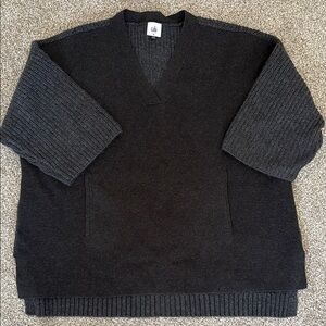 Cabi Forty Winks Sweater in Heather Charcoal size Medium